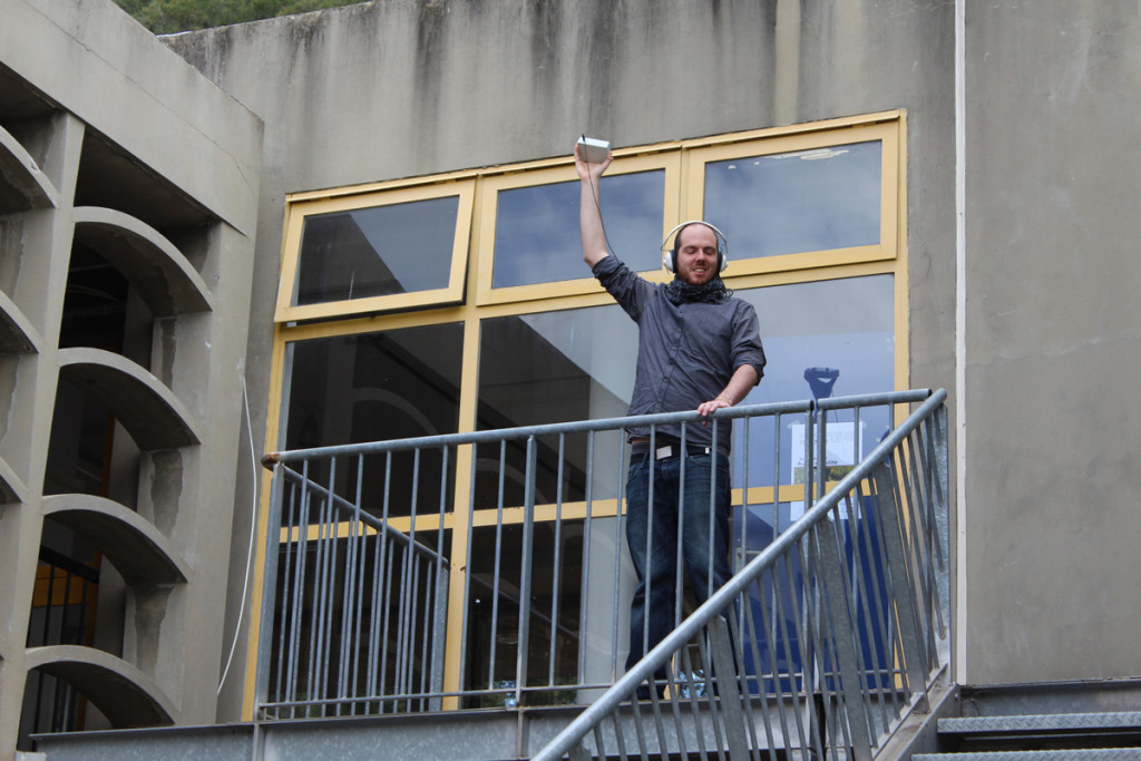 Fig. 7: Jessica Thompson, Triangulation Device, 2013.