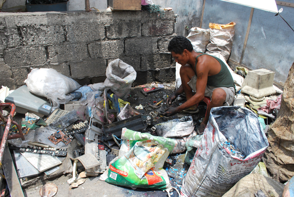 Informal recycling of e-waste near Manila